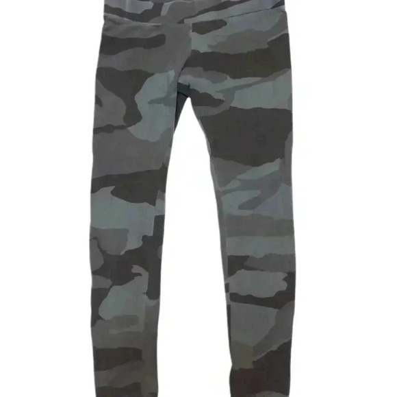 Monrow Pants - Monrow Vintage Camo Leggings